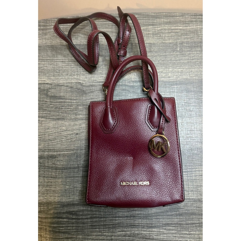 Michael Kors Mercer Extra Small Pebbled Leather Crossbody Bag Burgundy Gold MK - Picture 1 of 3